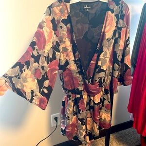 Lulu's Floral V-Neck Romper - Black and Pink